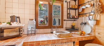Vacation 'Casa Fuente Hervera' with Mountain View, Wi-Fi and Air Conditioning