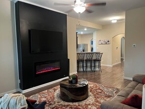 TV, fireplace