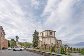 Esterni