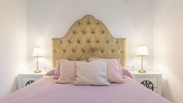 2 dormitorios, tabla de planchar con plancha, wifi gratis y ropa de cama