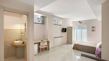 1 camera, ferro/asse da stiro, Wi-Fi gratuito, lenzuola