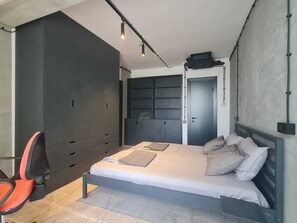 1 bedroom, iron/ironing board, free WiFi, bed sheets