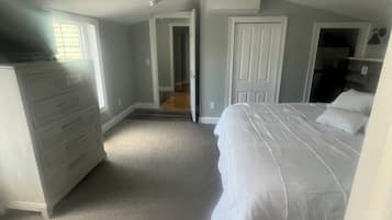 1 slaapkamer, een strijkplank/strijkijzer, wifi, beddengoed