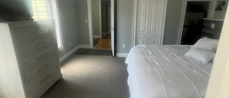 1 bedroom, iron/ironing board, WiFi, bed sheets