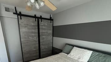 1 bedroom, WiFi, bed sheets