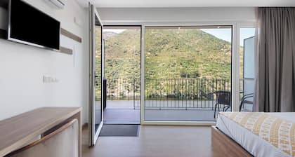 Unterkunft in einer Ferienanlage 'Quinta Da Pedra Caldeira E' mit Bergblick, Wi-Fi und Klimaanlage