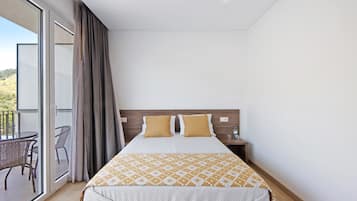1 bedroom, free WiFi, bed sheets