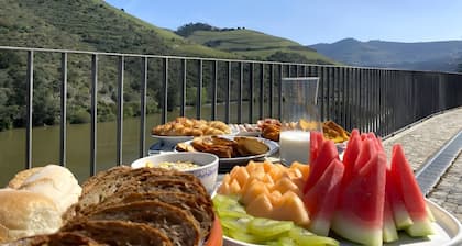 Property In A Holiday Village 'Quinta Da Pedra Caldeira C' with Mountain View and Air Conditioning