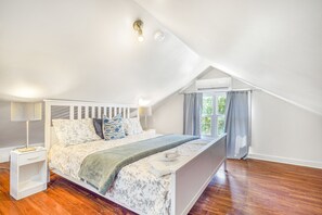 4 bedrooms, iron/ironing board, travel cot, free WiFi - Your home away from home in Thorold, ON - Niagara Falls (Thorold)