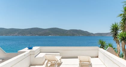 Apartment 'Artemis' with Sea View, Wi-Fi and Air Conditioning