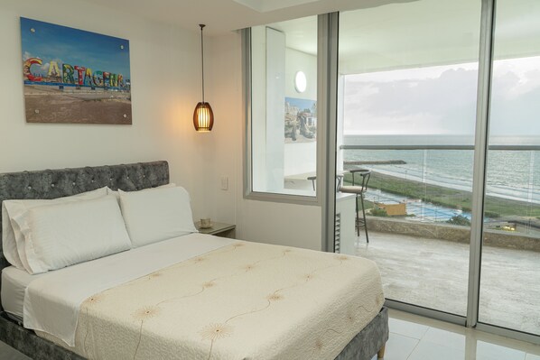 1 bedroom, bed sheets