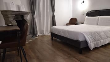 2 Schlafzimmer, BĂŒgeleisen/BĂŒgelbrett, WLAN, BettwĂ€sche