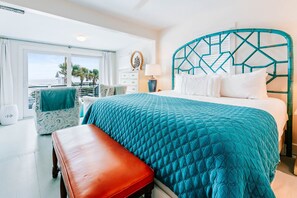 4 bedrooms, desk, iron/ironing board, travel crib