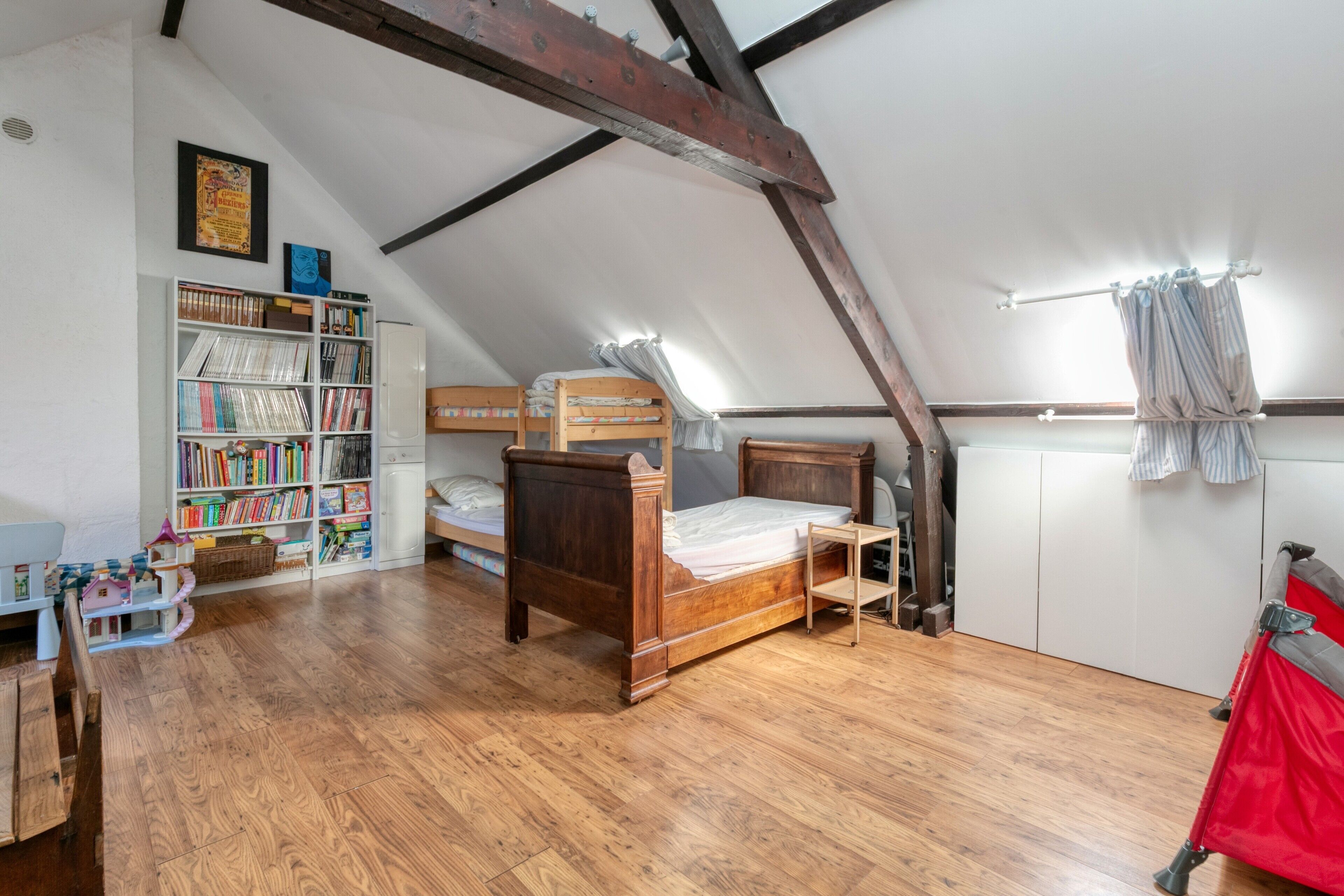 4 sovrum, strykjärn/strykbräda och gratis wi-fi