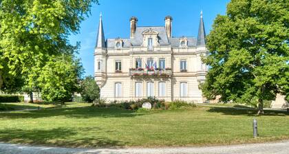 Appartement "L'oiseau Du Paradis" avec terrasse privée, jardin privé et Wi-Fi