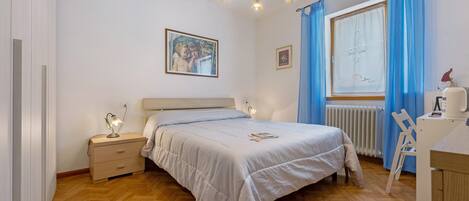 1 habitación, wifi gratis y ropa de cama