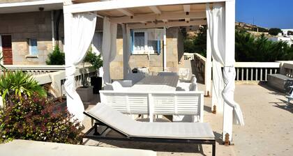 Apartamento 'Seaview House Upper Floor' con vistas al mar, Wi-Fi y aire acondicionado