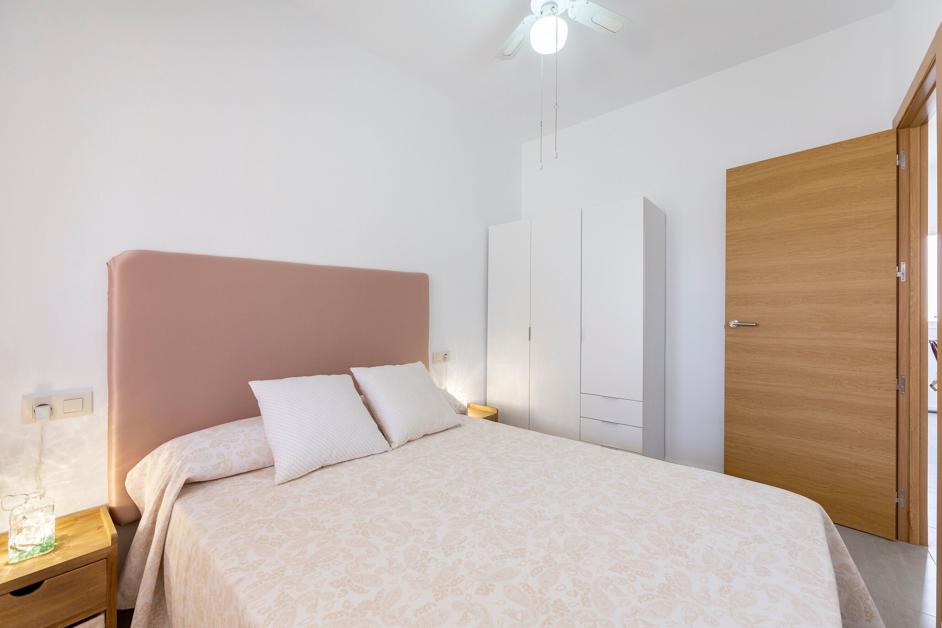 2 間睡房、熨斗/熨衫板、免費 Wi-Fi、床單