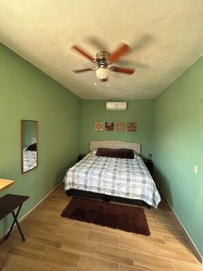 Comfort kamer, uitzicht op de stad | Gratis wifi