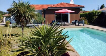 Welcome to Biscarrosse Ville, in this comfortable house located on a quiet street — ideal for...