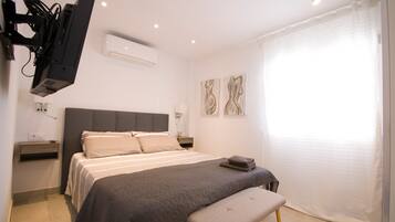 2 chambres, fer et planche Ă repasser, Wi-Fi gratuit, draps fournis