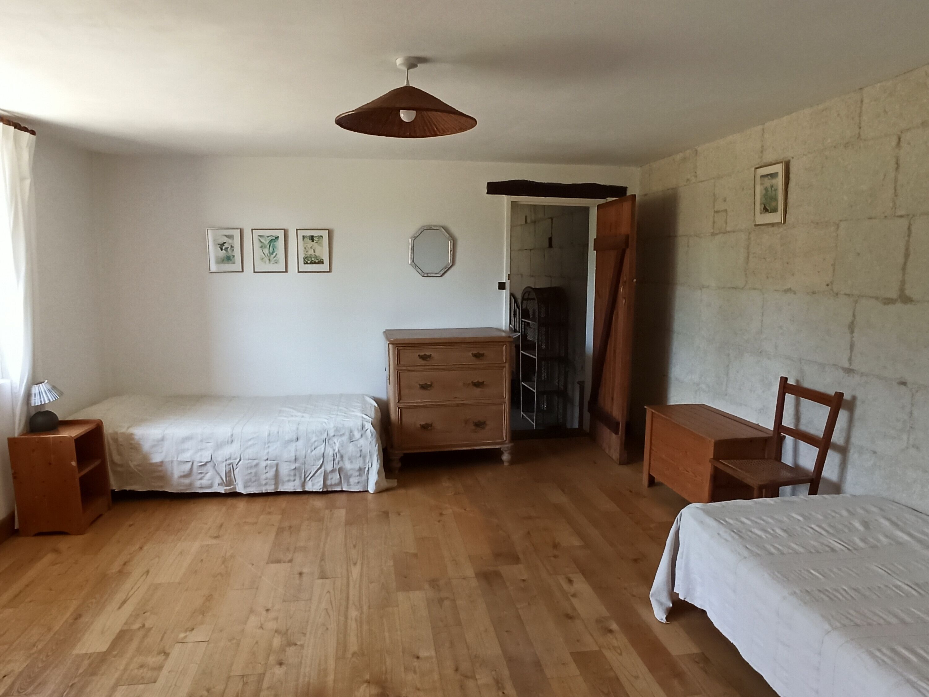 3 habitaciones, wifi gratis y ropa de cama 