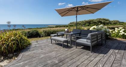 Large contemporary villa, right on the water...