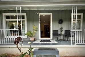 Exterior detail - Fremont - 2 bedroom 1 bath (Fremont)