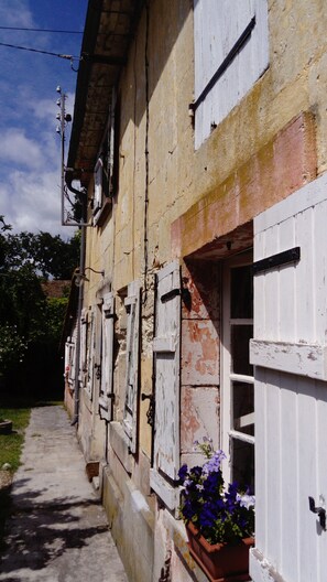 Exterior detail