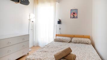 3 habitaciones, tabla de planchar con plancha y wifi gratis