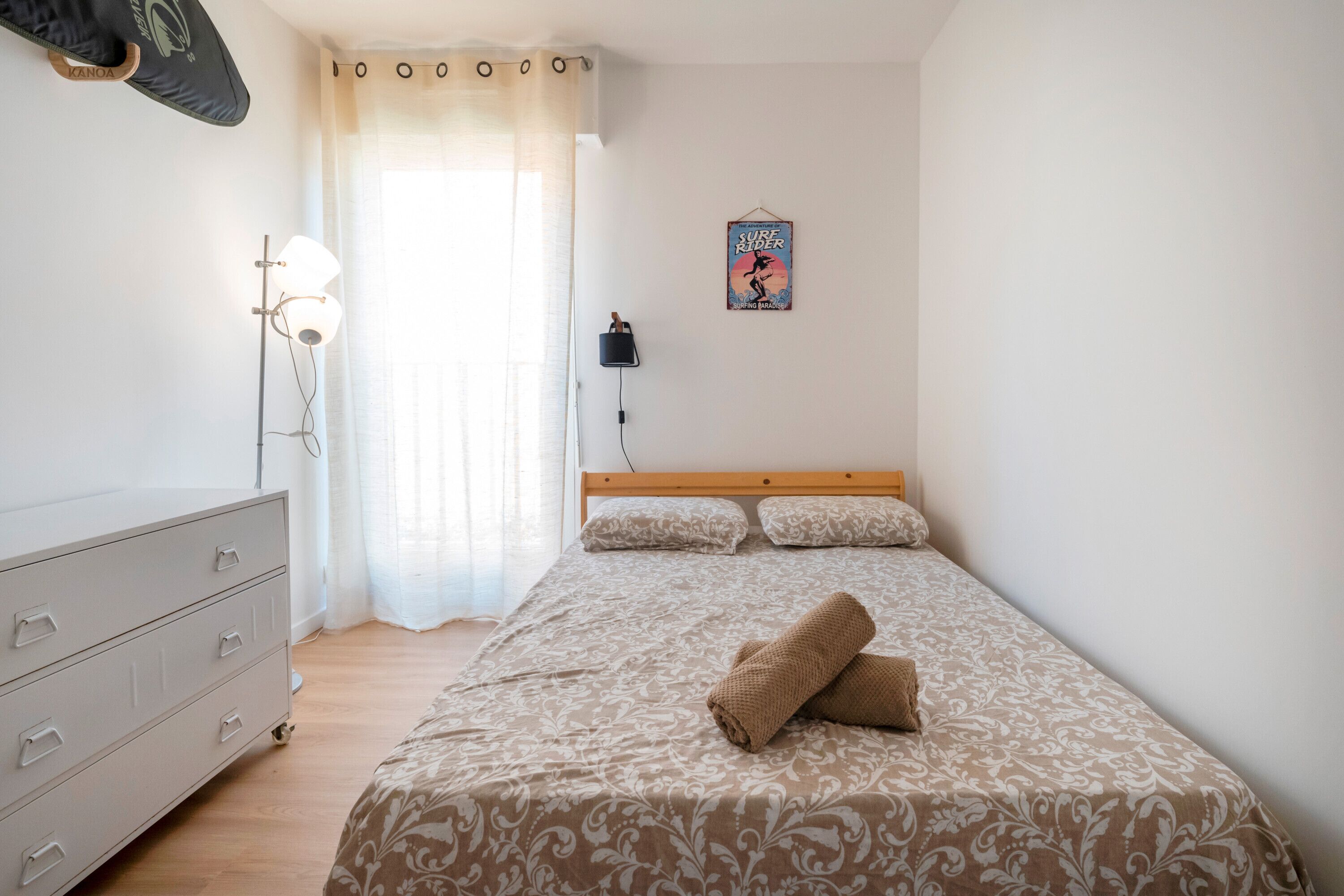 3 dormitorios, tabla de planchar con plancha, wifi gratis y ropa de cama