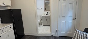 Cozy studio in lovely Anchorage with WiFi
Nearby Restaurants close to Downtown