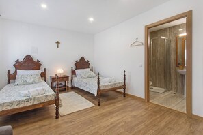 1 camera, ferro/asse da stiro, Wi-Fi gratuito, lenzuola