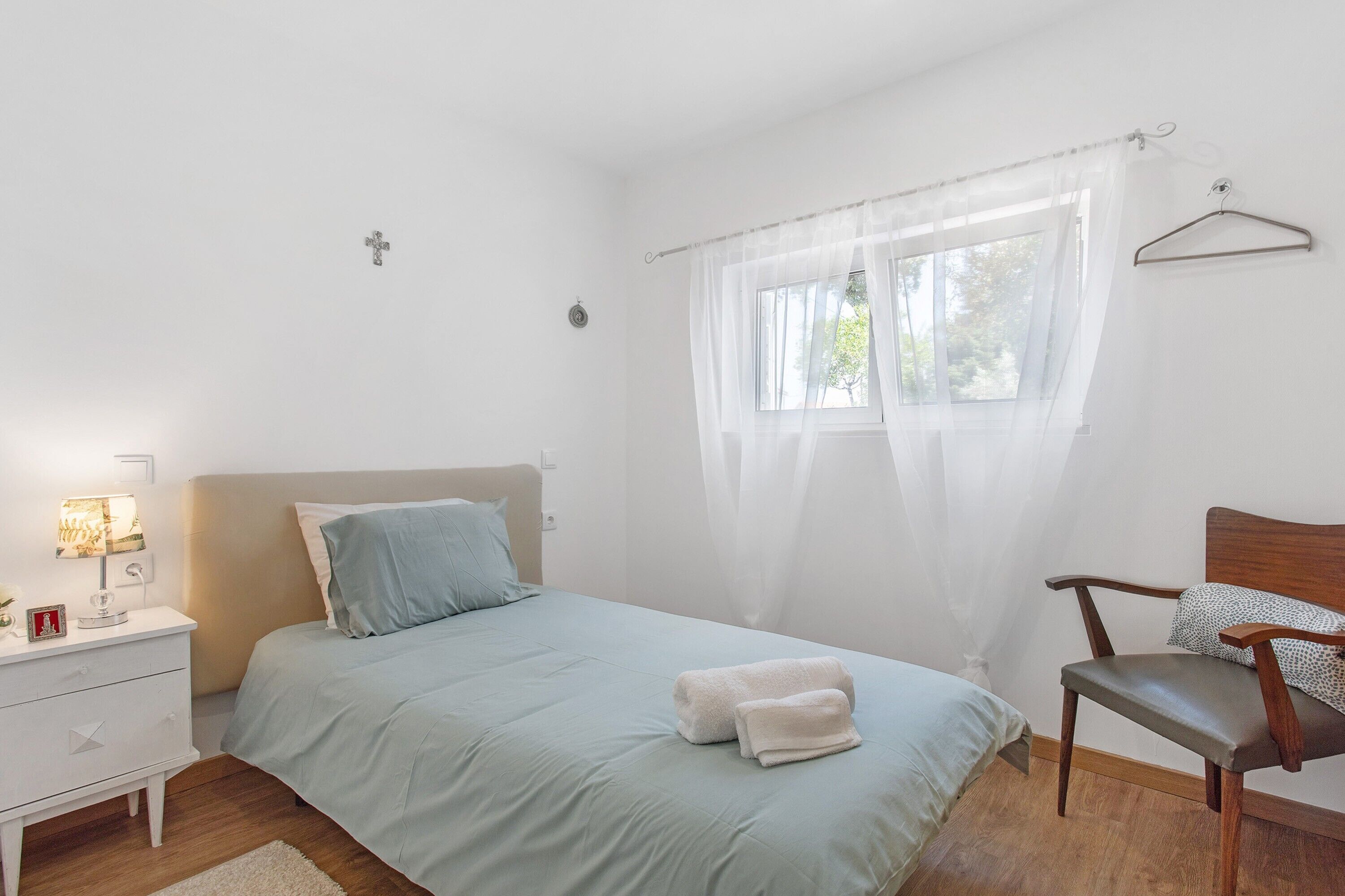 1 chambre, fer et planche à repasser, Wi-Fi gratuit, draps fournis