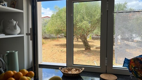 Country House 'Fátima - Casa Inteira' with Shared Terrace, Shared Garden and Wi-Fi