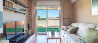 Global Properties: Ground floor with pool in Almenara
