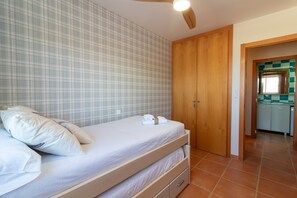 Unclassified image, 4 of 32, button - Global Properties: Ground floor with pool in Almenara (Almenara)