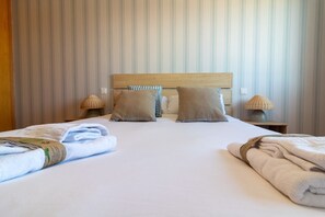 Unclassified image, 2 of 32, button - Global Properties: Ground floor with pool in Almenara (Almenara)