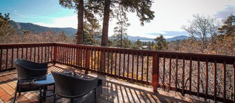 Luxury View Lodge