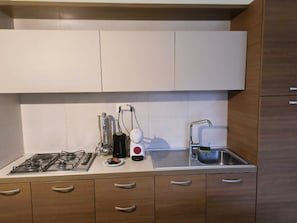 Căn hộ phong cách cổ điển | Bếp riêng