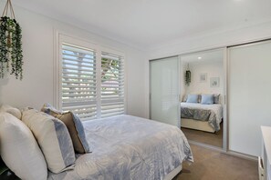 4 soverom, strykejern/-brett og sengetøy