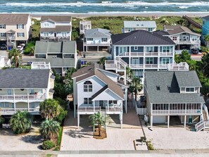 Exterior - The Roost by Brunswick Vacation Rentals: OIB 4BR w/ Pool & Ocean Views (Ocean Isle Beach)