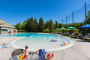 Pool - The Summit Stay | Pool | Pickleball | Hot Tub (Sun Valley)