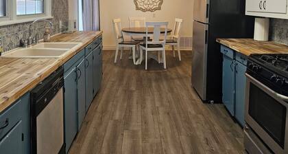 Spacious 4BR 2BA house in central Lubbock with a park practically next door!