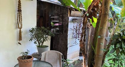 Superb cabin Private with WiFiStarlink in San Marcos La Laguna