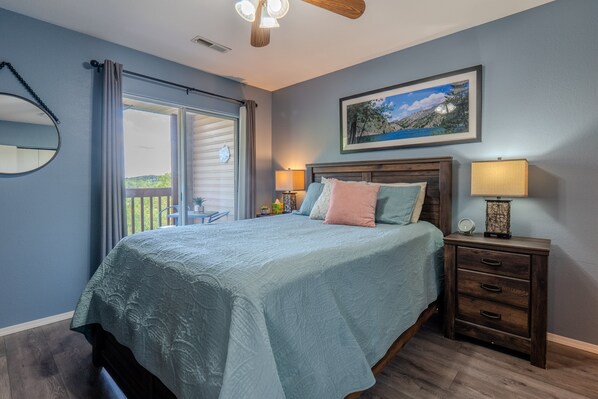 2 habitaciones, tabla de planchar con plancha y wifi gratis 