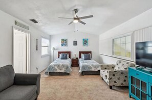 2 Schlafzimmer, Bügeleisen/Bügelbrett, WLAN, Bettwäsche