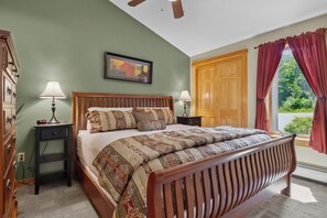 3 slaapkamers, een strijkplank/strijkijzer, gratis wifi, beddengoed