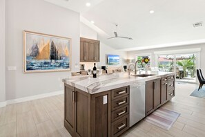 Interior - Relax in Paradise – Spacious 3BR/3BA Home with Pool/Spa on Marco Island (Marco Island)