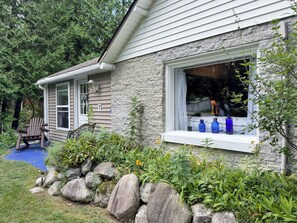 Property grounds - Beside Still Waters - Cheboygan River Respite (Cheboygan)